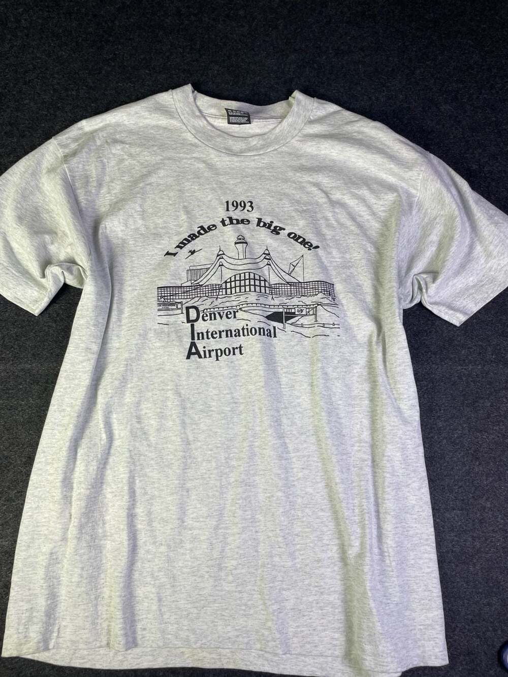 Fruit Of The Loom Denver International Airport Size XL Grey T-Shirt